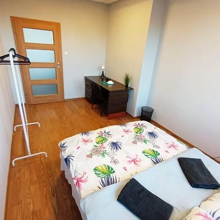Fantastic Zg - S4 Pokoj 203 Zielona Góra Zewnętrze zdjęcie